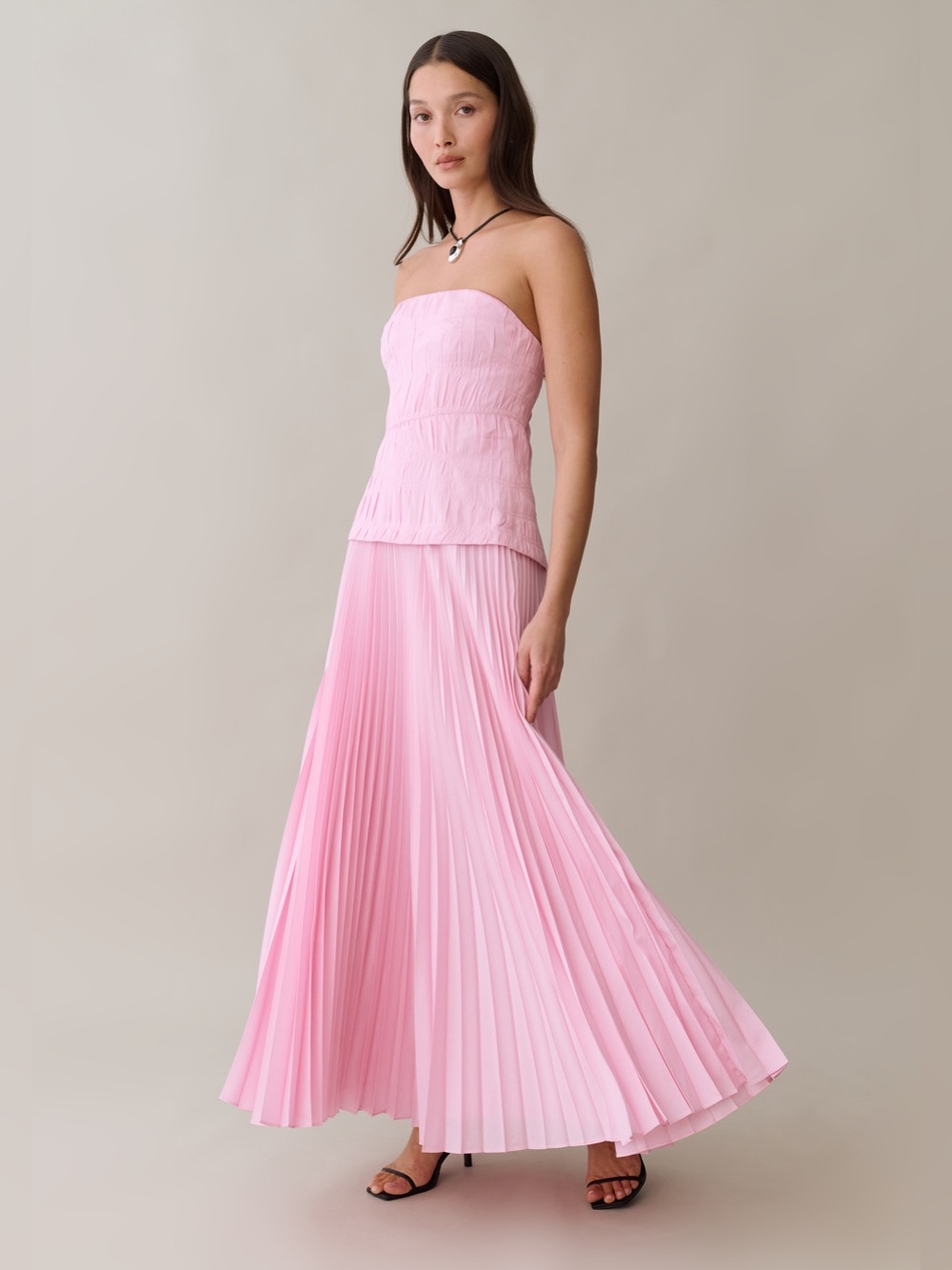 Few Moda o.p.t. Ada Strapless Pleated Maxi Skirt in Light Pink